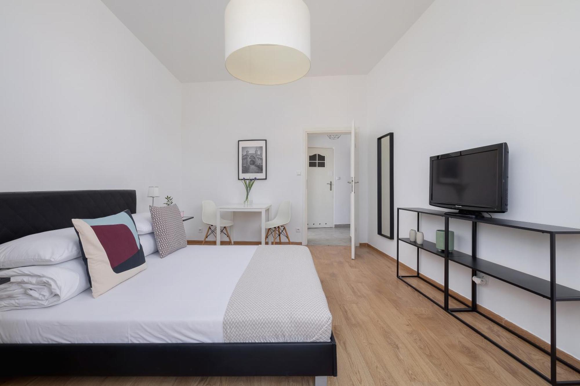1-Bedroom Apartment - Dluga 65 Street Kraków Eksteriør billede